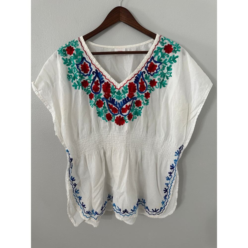 Star India Vintage Embroidered Top sz Large